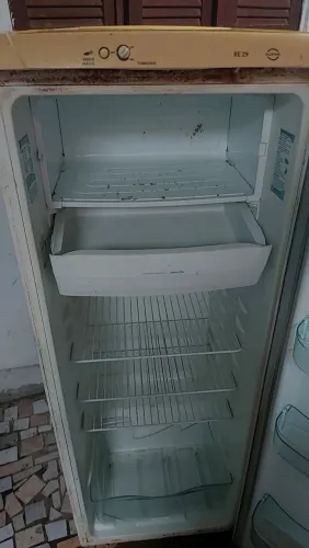 Geladeira Eletrolux