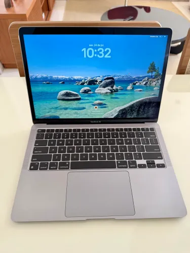 MacBook Air M1 256GB 8 RAM