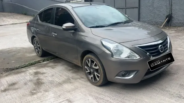 Nissan Versa SL 1.6 16V Flexstart 4P Aut. 2017