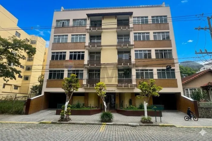 Apartamento Aconchegante 3 quartos com vaga , a venda na General Osorio em Nova Friburgo