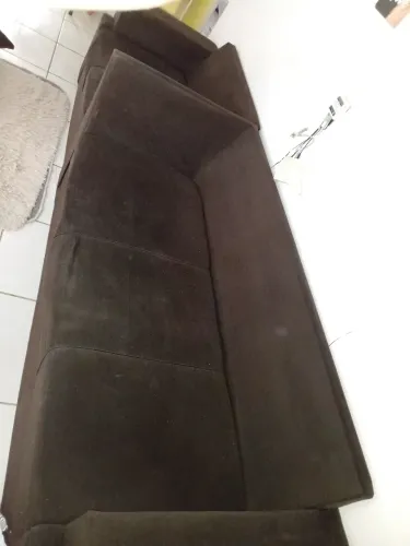 Sofá de canto duplo.