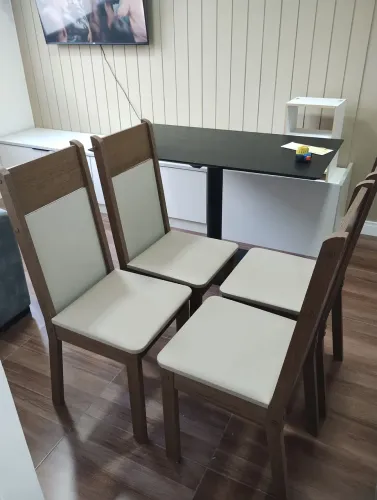 Vendo 3 cadeiras sala de estar/jantar