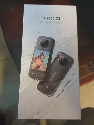 Câmera Insta360 X3