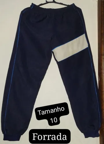 CALÇA INFANTIL FORRADA<br>SEMINOVAS <br>Tamanho 10 <br>R$ 9,40 cada<br>Aceito cartão