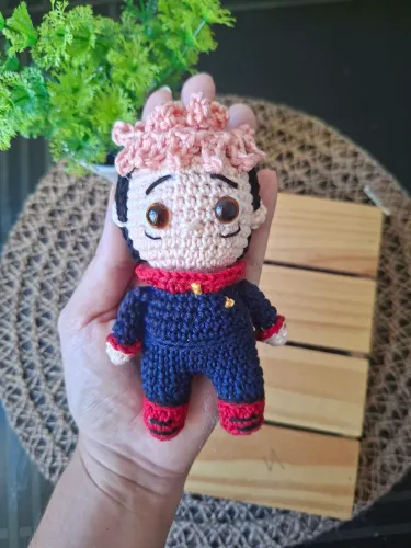 Itadori amigurumi de crochê