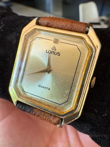 RELÓGIO LORUS TANK VINTAGE By SEIKO 80/90 