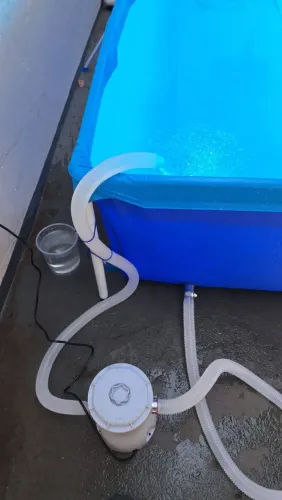 Piscina desmontável 3 mil litros + bomba