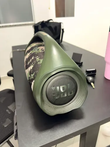 Bombox 2 camuflada novíssima