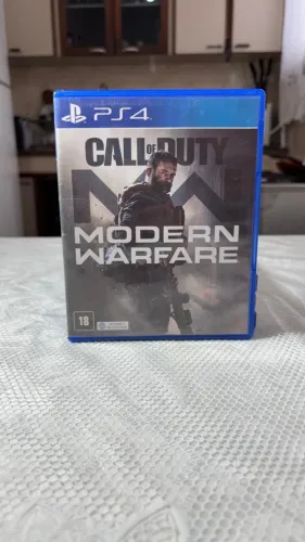 Call of Duty: Modern Warfare - PS4 + Pôster Original