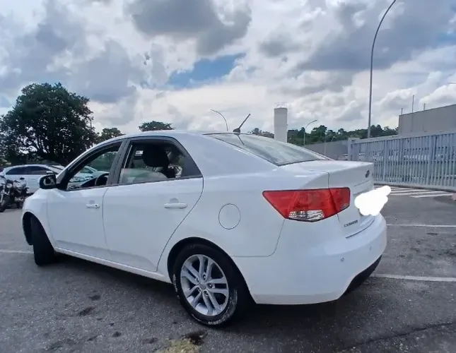 Kia Motors Cerato 1.6 16V Aut. 2012