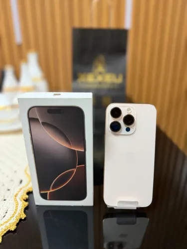 iPhone 16 Pro 256GB DESERT TITANIUM 