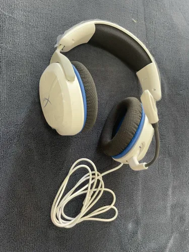 Headset Gamer HyperX Cloud Stinger 2, Drivers 40mm, para PS, Branco - 6H9B5AA