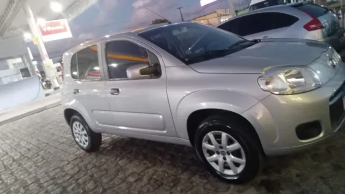 Fiat Uno Vivace Celeb. 1.0 EVO F.flex 8V 5P 2014