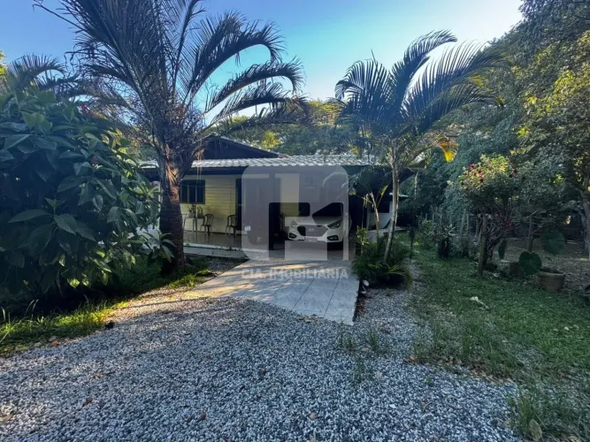 Casa com 3 quartos mobiliada nos Açores