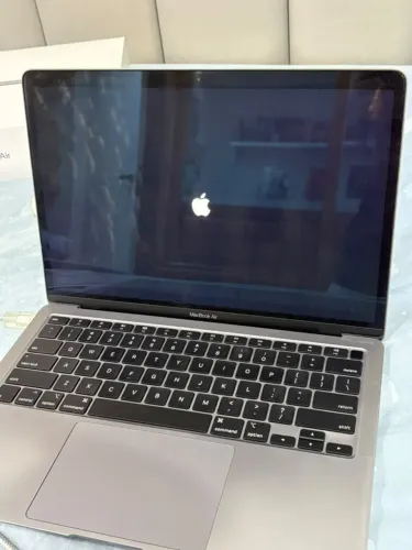 Computador MACBOOK Air 13"
