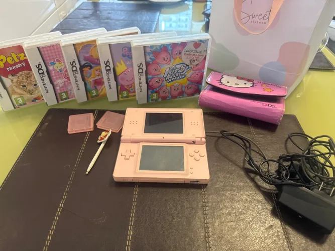 Nintendo DS lite rosa e mais 5 jogos top originais