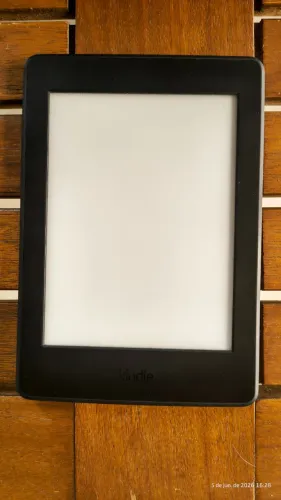 Kindle Paperwhite 7a. Geração + 2 capas + brinde