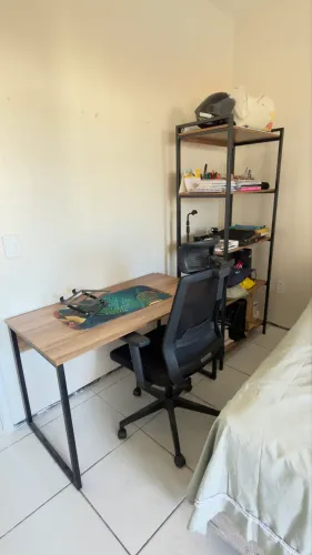 Mesa e Estante Industrial