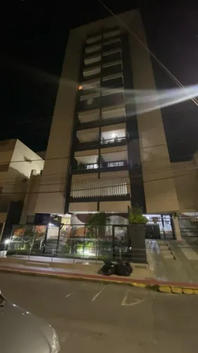 Apartamento Praia do Morro, 2 quartos, quadra da praia, elevadores, garagem, portaria