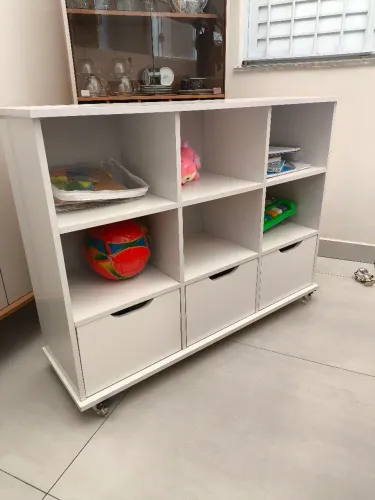 Estante organizadora infantil