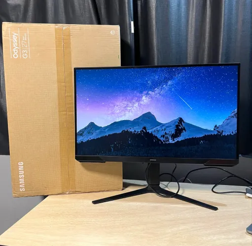 Monitor Samsung Odyssey 180hz 27? NOVÍSSIMO