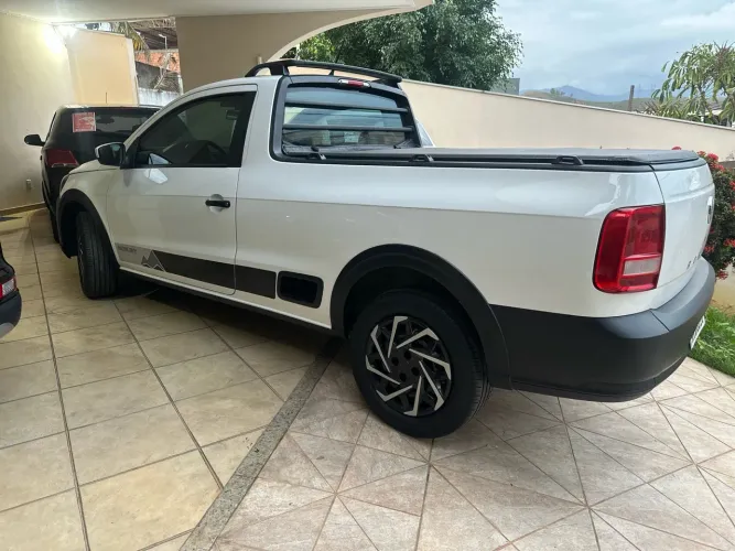 Volkswagen Saveiro Robust 1.6 Total Flex 8V 2023