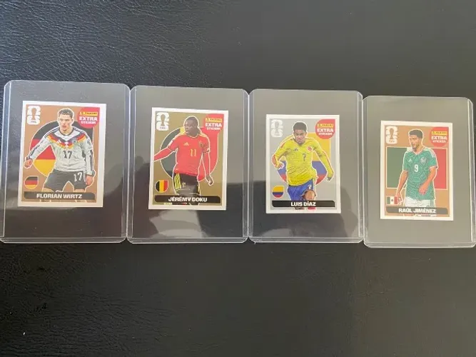 Figurinhas Legend Panini 2026 | Doku Ouro | Luiz Diaz Prata | Wirtz Bronze | Jimenez Bronz
