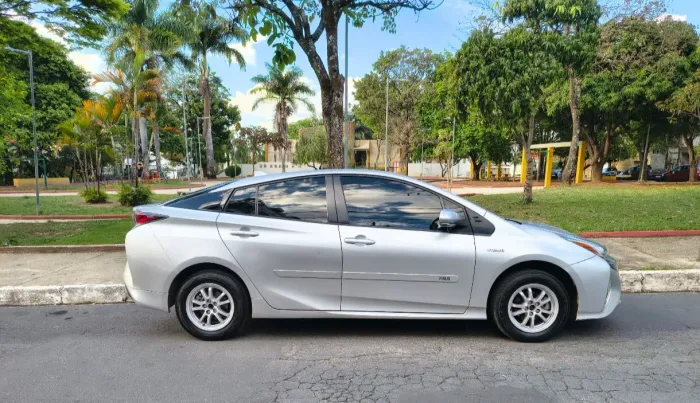Toyota Prius Hybrid 1.8 16V 5P Aut. 2017