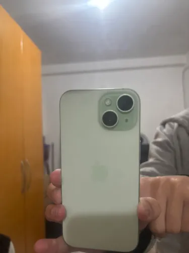 Troco meu iphone 15 128gb por 16 pro ou pro max