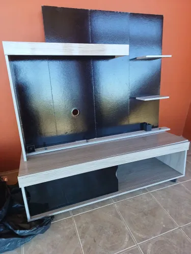 Rack em ótimo estado.