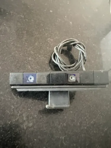 PlayStation 4 (CUH-ZEY1) - Usado