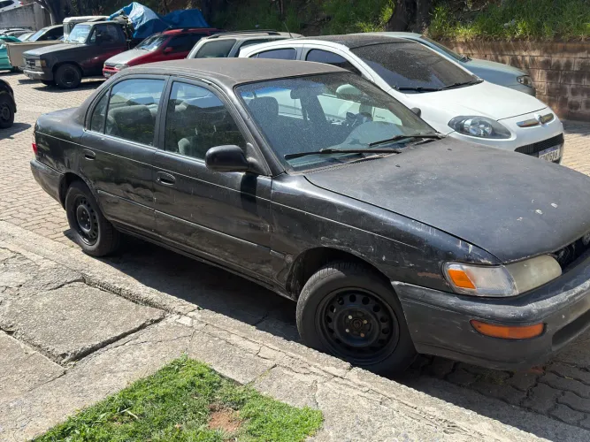 Toyota Corolla LE 1.8 1997