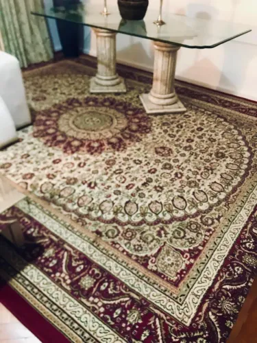 Mesa de mármore e vidro
