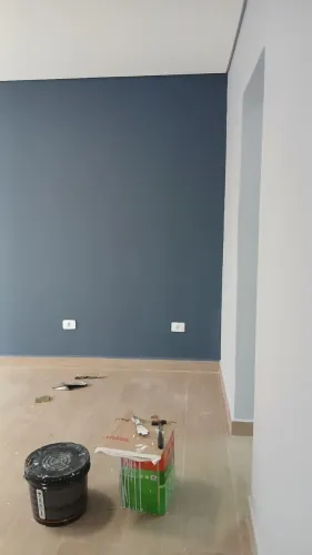 Serviço  de pedreiro  e carpinteiro  .pintura 