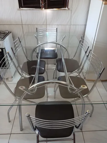 Mesa tampo de vidro 6 cadeiras 