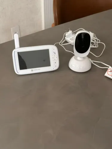 A babá eletrônica Motorola VM75