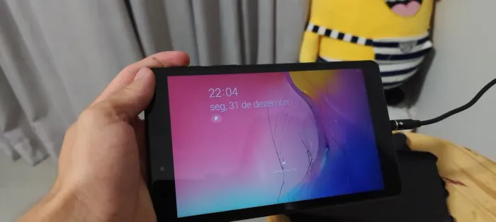Tablete T290 funcionando tudo!! Está novo Só tem risco a tela!