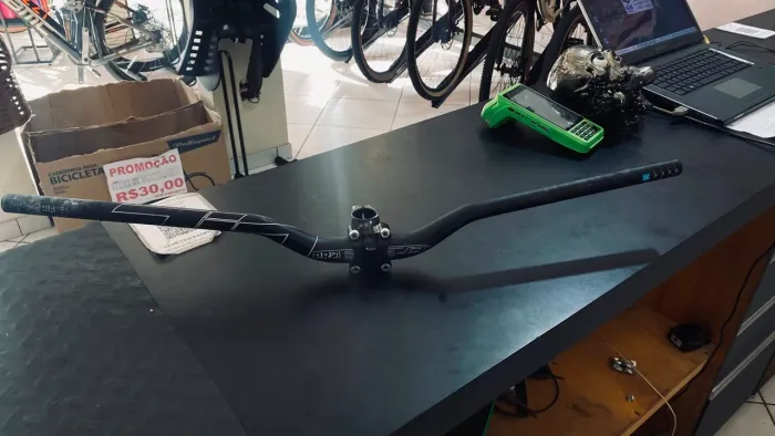 Cockpit Guidao Shimano pro mais mesa 