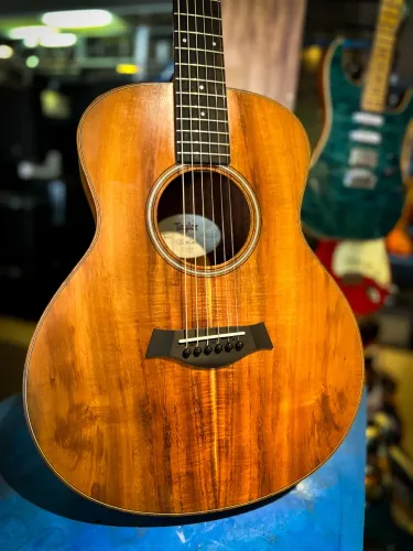 Violão Taylor GS mini Koa