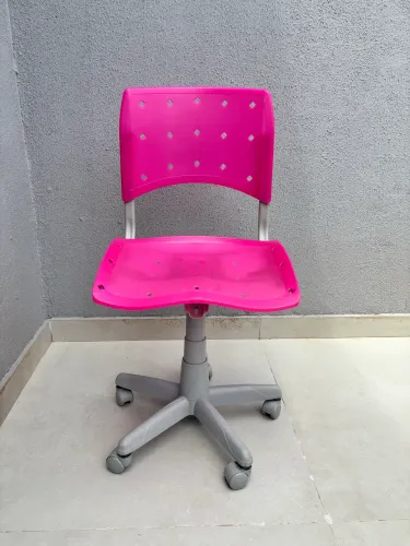 Cadeira de escritório rosa