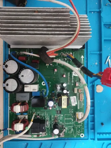 Placa Eletrônica Condensadora Gree Inverter 220V - Modelo 30148653