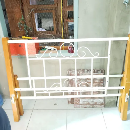 Cama de casal e colchão 