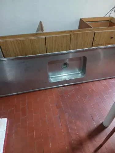 Pia e Gabinete de Cozinha 