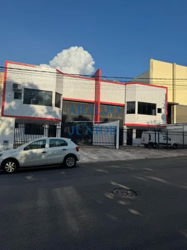 Imperdível Salão Industrial em Condomínio à Venda em Nova Odessa-SP: 2 Salas, 4 Banheiros,