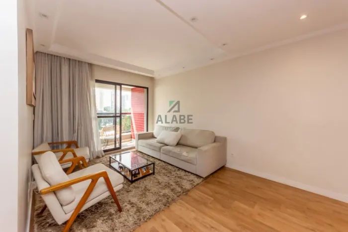 Apartamento para venda em Chácara Santo Antônio com 4 quartos, sendo 2 suítes, 137m²
