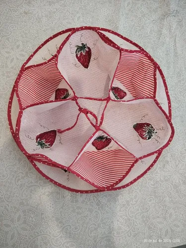 Cesta de pão em tecido