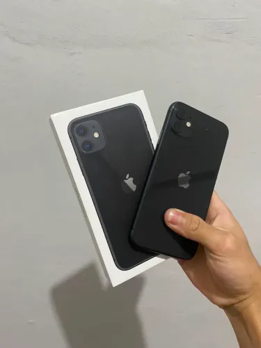 Vendo ou troco iPhone 11
