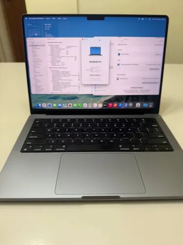 MacBook Pro M1 Pro 14 inch 16gb ram 512gb SSD