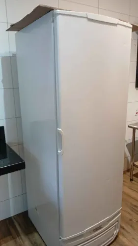 Freezer e refrigerador vertical 596lt gelopar