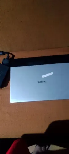 Notebook Philips em bom estado Ac trocar em celular valor negociável!